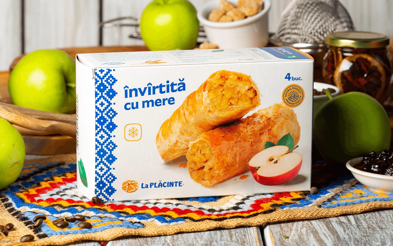 Învârtită cu mere - Produs congelat